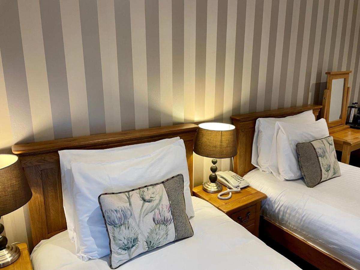 Glen Clova Hotel & Luxury Lodges Millton of Clova Eksteriør billede