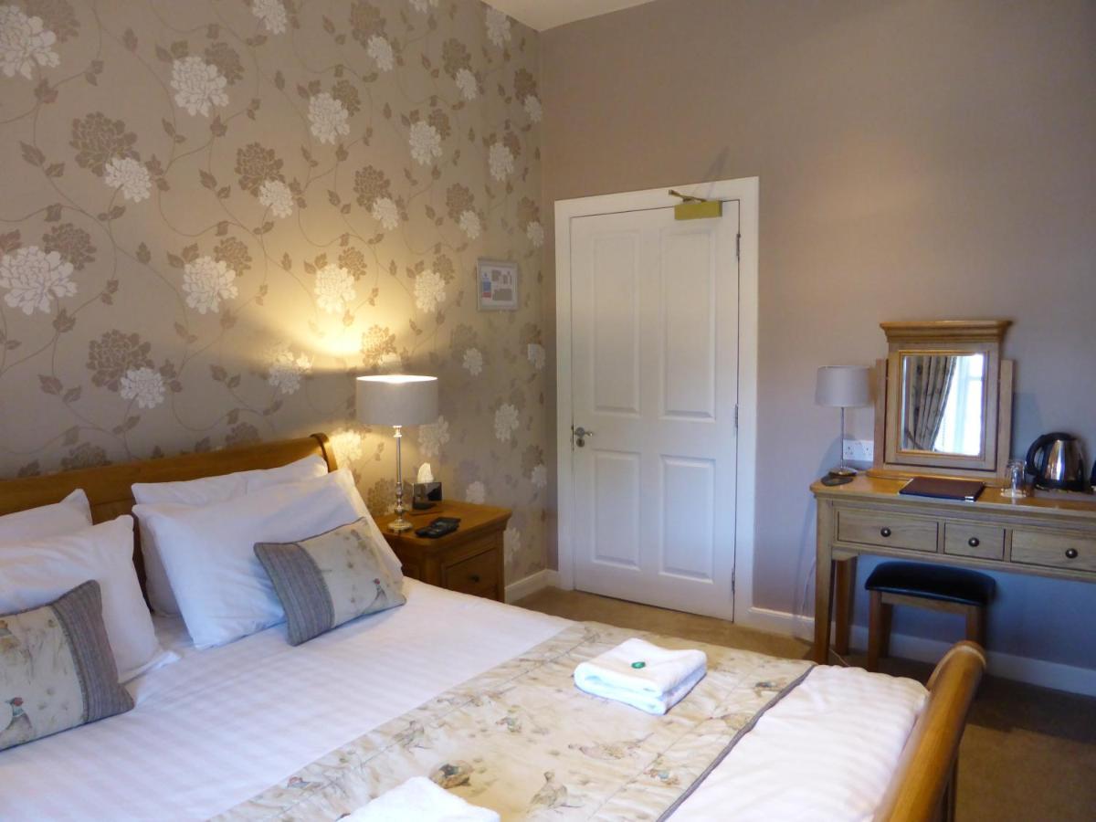 Glen Clova Hotel & Luxury Lodges Millton of Clova Eksteriør billede