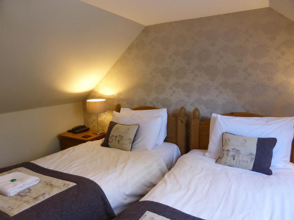 Glen Clova Hotel & Luxury Lodges Millton of Clova Eksteriør billede