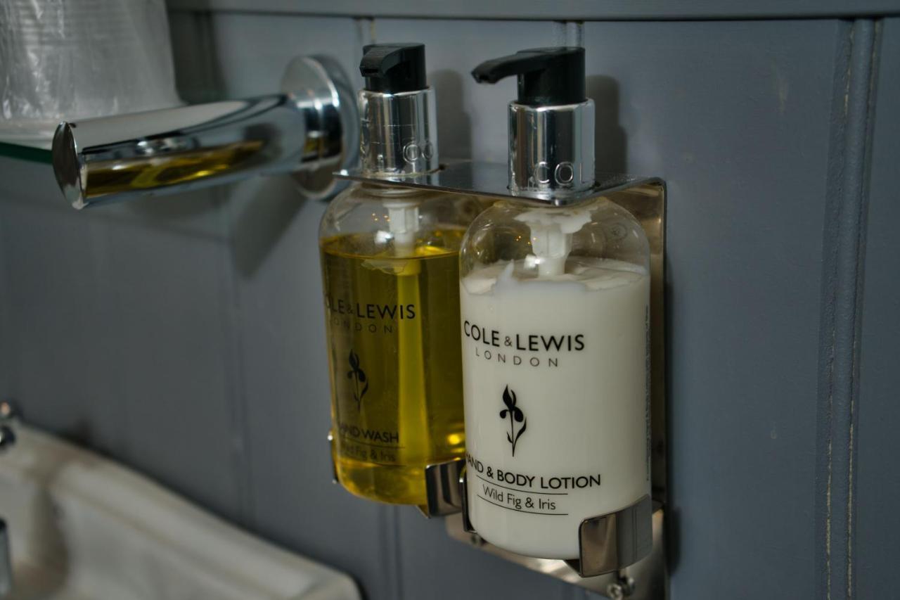 Glen Clova Hotel & Luxury Lodges Millton of Clova Eksteriør billede