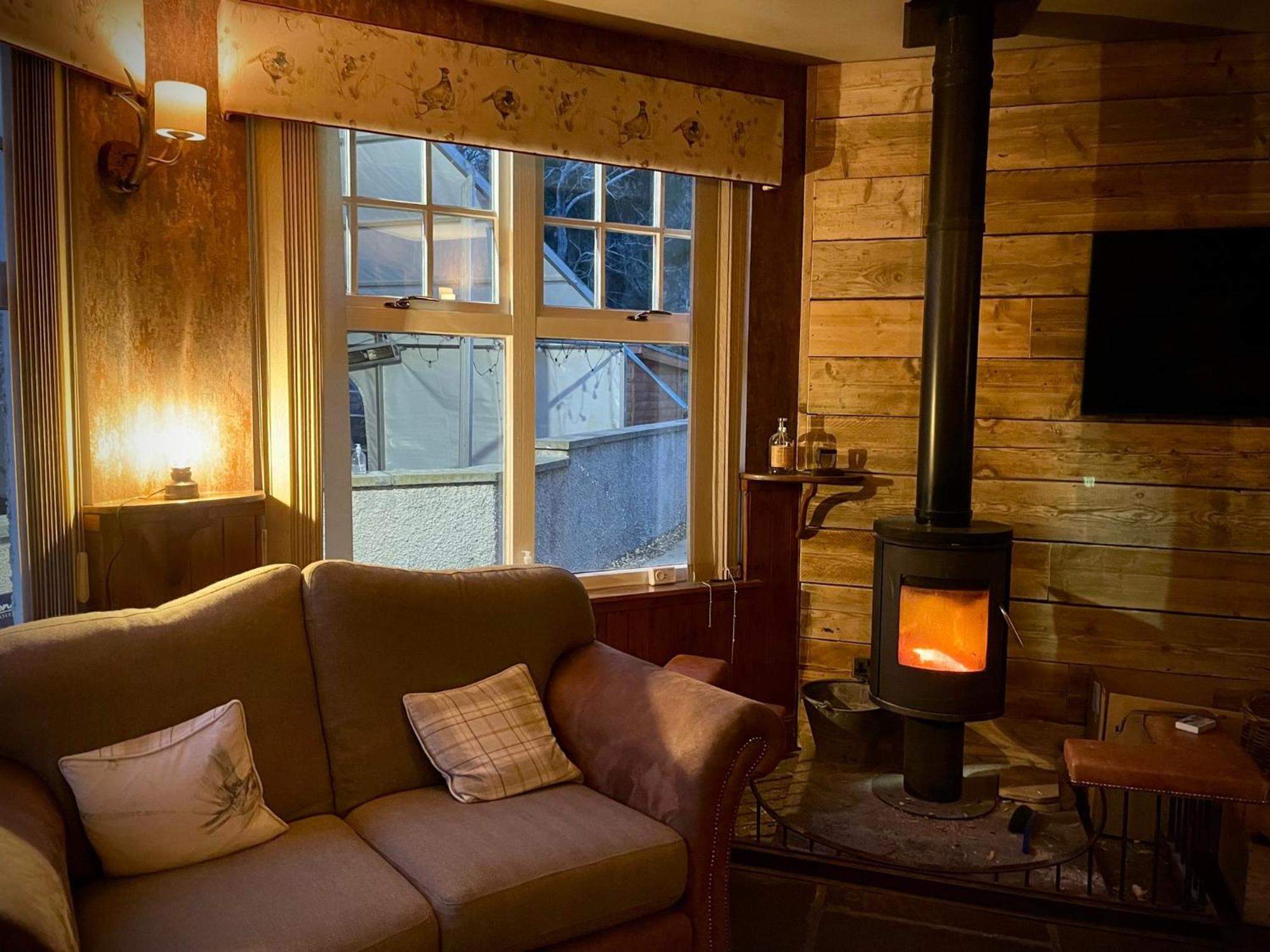 Glen Clova Hotel & Luxury Lodges Millton of Clova Eksteriør billede