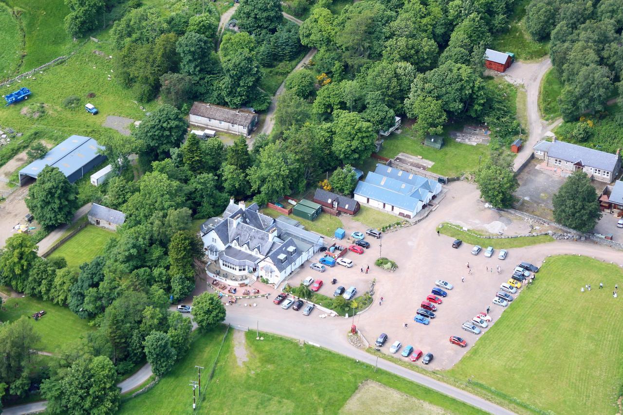 Glen Clova Hotel & Luxury Lodges Millton of Clova Eksteriør billede