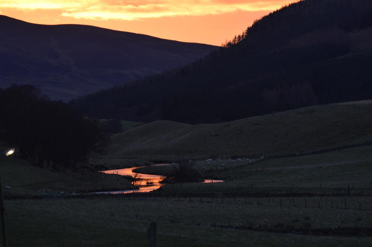 Glen Clova Hotel & Luxury Lodges Millton of Clova Eksteriør billede