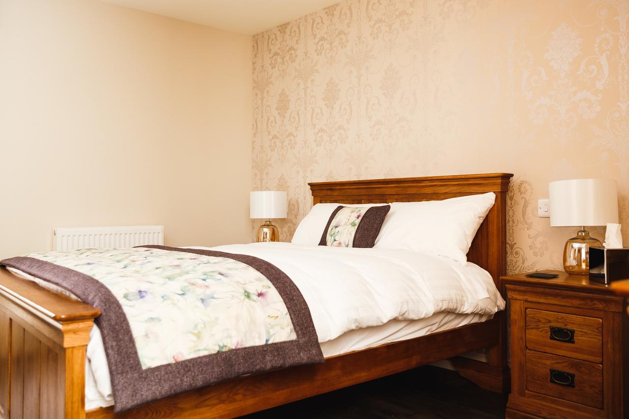 Glen Clova Hotel & Luxury Lodges Millton of Clova Eksteriør billede