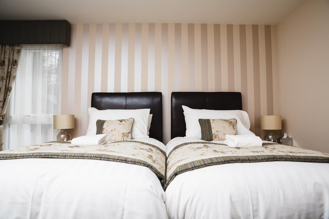 Glen Clova Hotel & Luxury Lodges Millton of Clova Eksteriør billede